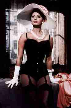 Sophia Loren korsetissa