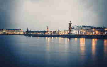 Vasilinsaaren strelka aamulla