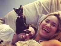 Minäkin makoilen :3