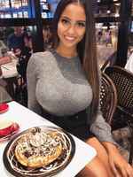 Moderni kuva jälkiruoasta