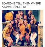 Tytöillä on vessahätä