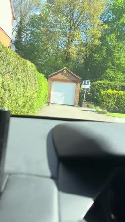 minä jään tähän